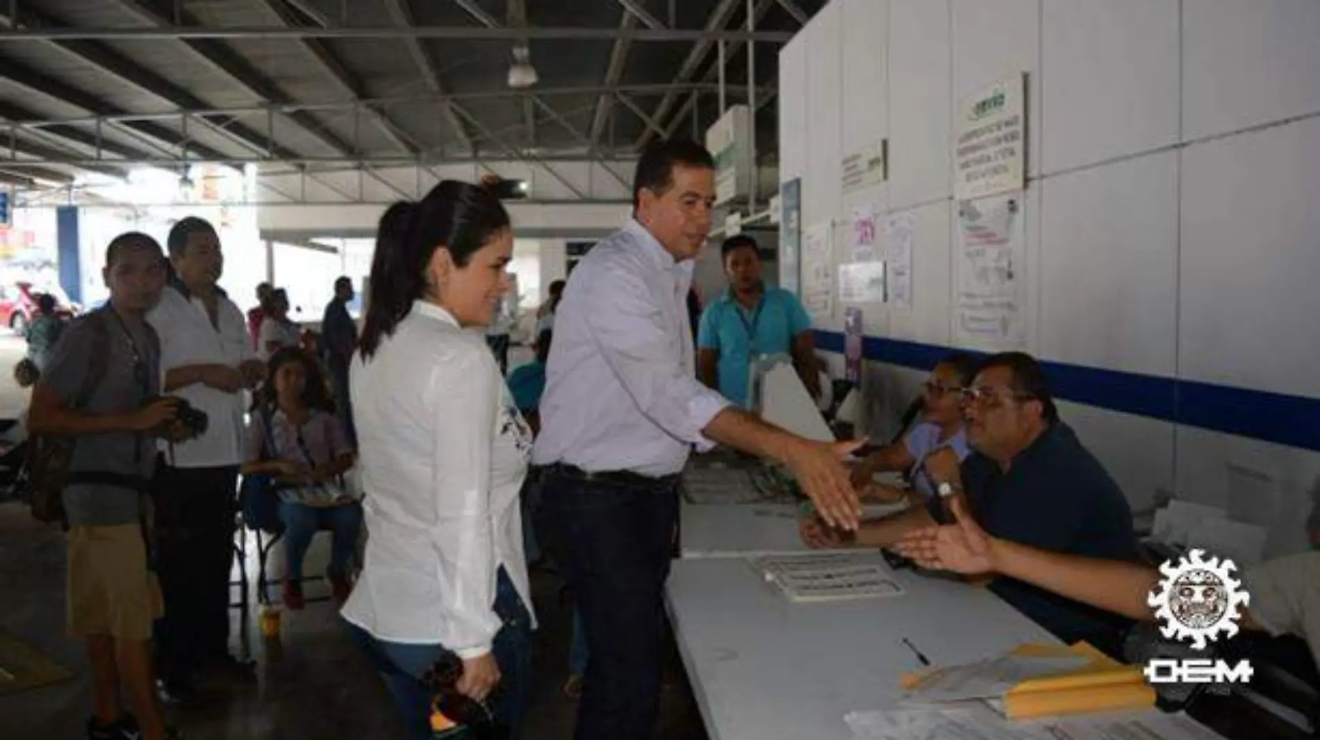 Acapulco - Ricardo meía celebra las elecciones